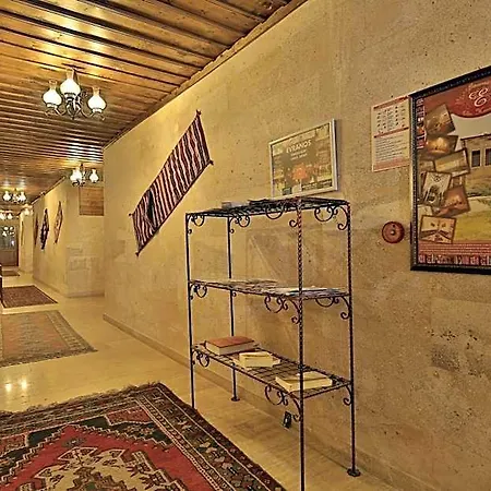 Cave Rooms&pool 3* Гореме