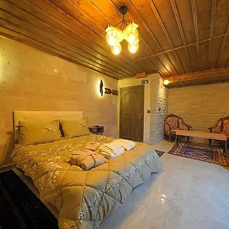Отель Cave Rooms&pool