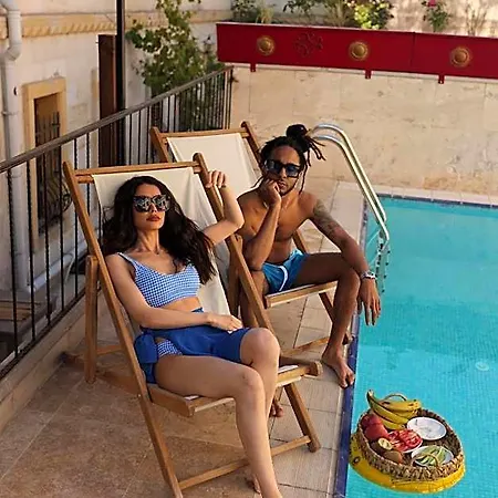 Отель Cave Rooms&pool